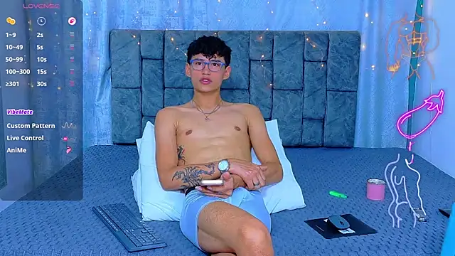 NicolasTorrez 即時 XXX 聊天