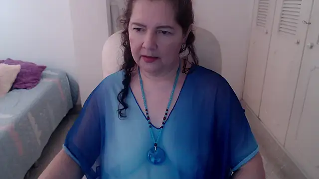 Онлайн чат XXX leonela_69