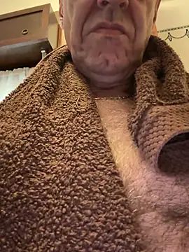 henrybull007 Chat XXX in diretta