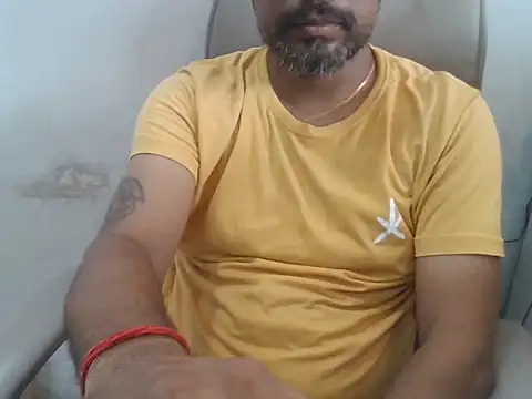 Aloneisbest Live XXX-Chat