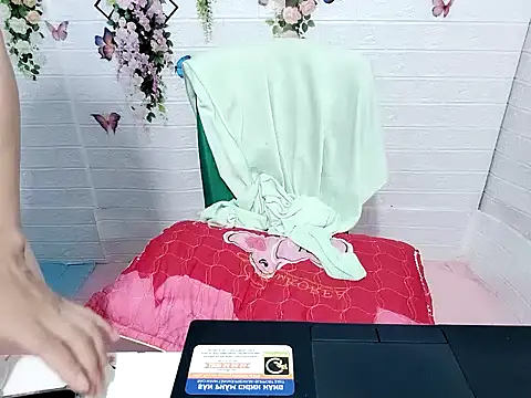 Soursop-op's Live XXX Chat