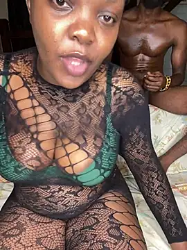 Chat XXX en directo de Sensational_