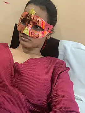 Priyanka011 即時 XXX 聊天