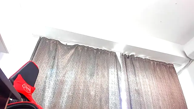 EmmaStwardn Live XXX chat