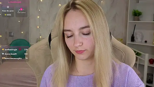 Czat XXX na żywo – Shy_Polly