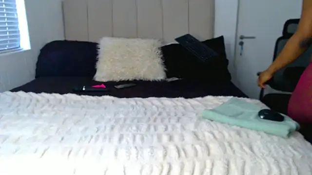 AaliyahShae Chat XXX live
