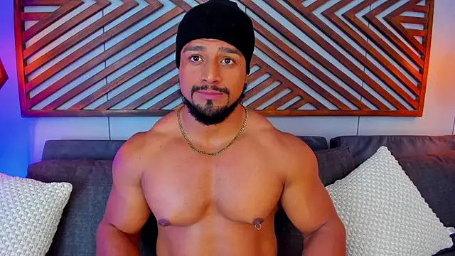 MikeEstevess লাইভ XXX চ্যাট