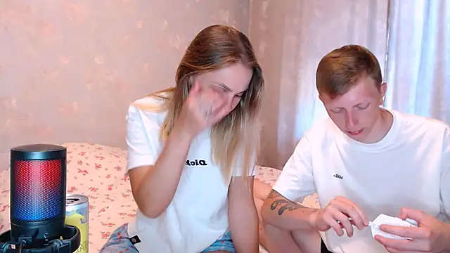 juliaanddima 即時 XXX 聊天
