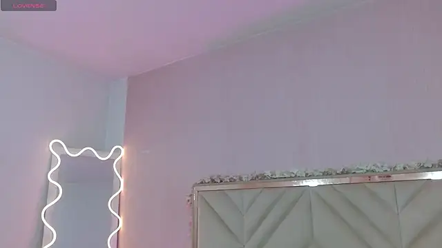 Chatroom XXX en direct de fiory_tay