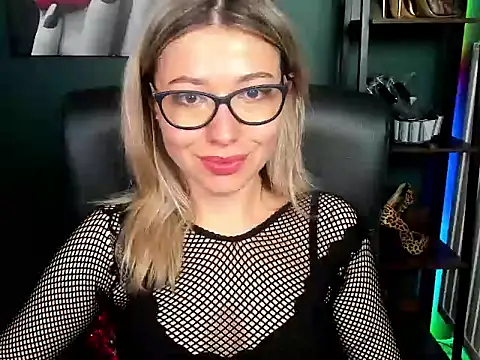 Sembang XXX Secara Langsung loveHeidi