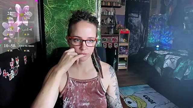 XXX chat uživo modela LisaFoxy_y
