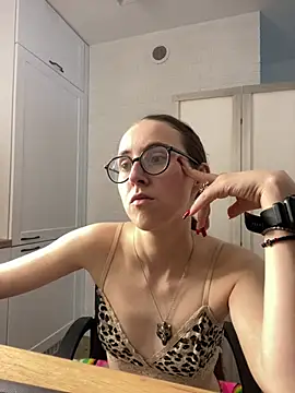 Živý XXX chat MartiniiSelenna