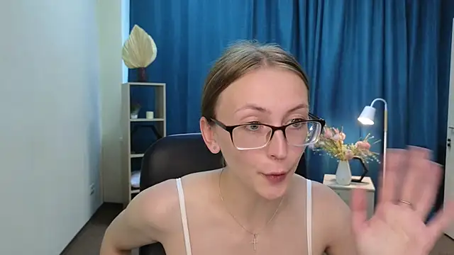 AlonaGolembeski's Live XXX Chat
