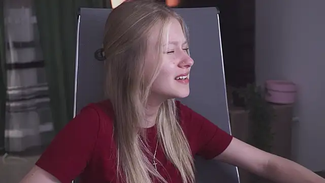 Chat +18 de EveMundie ao vivo