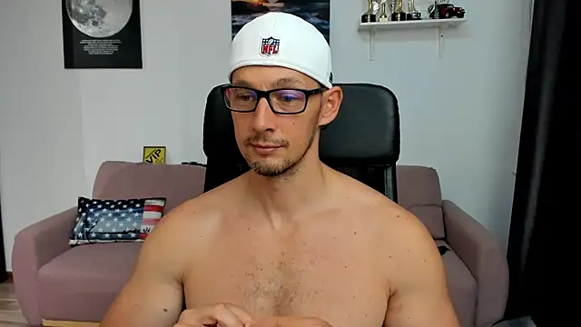 BrutusK08: απευθείας συνομιλία ΧΧΧ