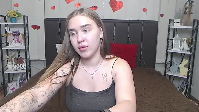 Chat +18 de LauraHlot ao vivo