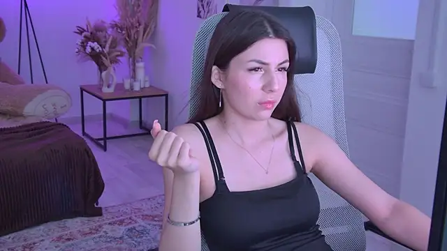 دردشة DiRosie الجنسية المباشرة