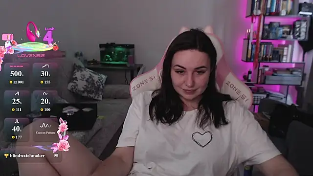 Chat +18 de SexyWitch_666 ao vivo
