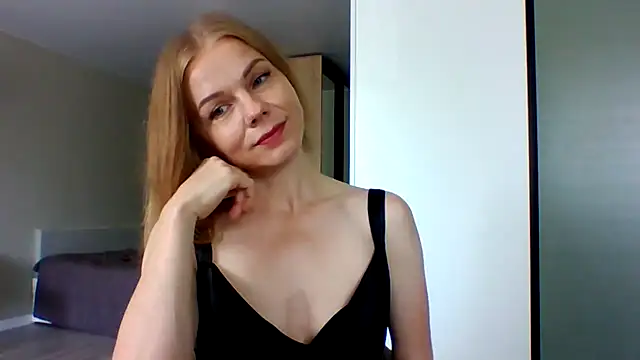 Tina5394 Adlı Modelin Canlı XXX Sohbeti
