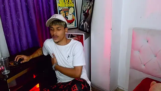 Онлайн чат XXX Angel_foxc13