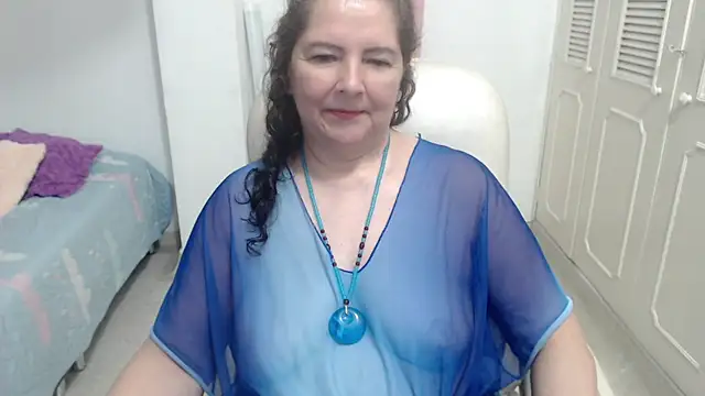 leonela_69 Chat XXX live