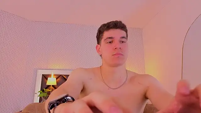 taylor_morgann Show in webcam