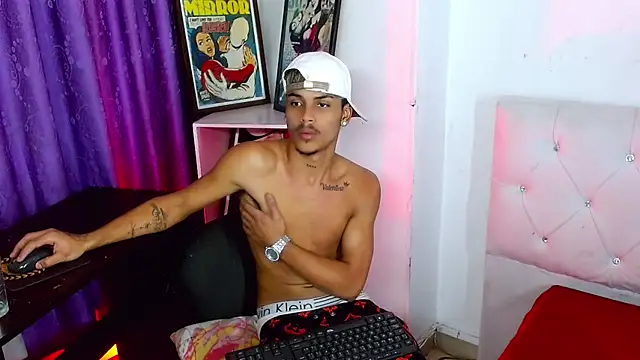 Онлайн чат XXX Angel_foxc13