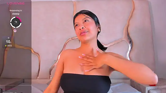 Salmaportman69's Live XXX Chat
