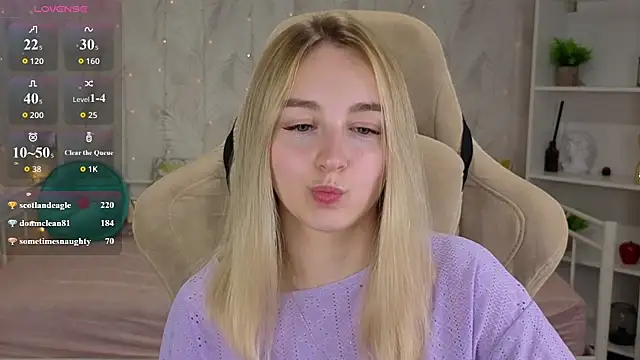 Shy_Polly live XXX chat