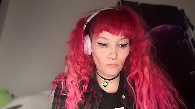 Chat +18 de FRRANNKIE ao vivo