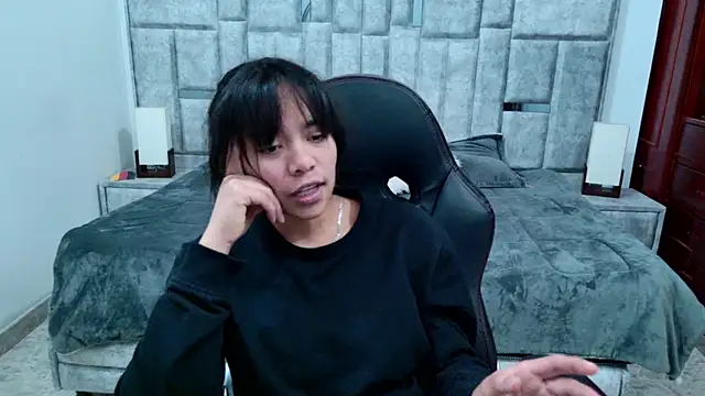 Chat XXX Live laureentt_