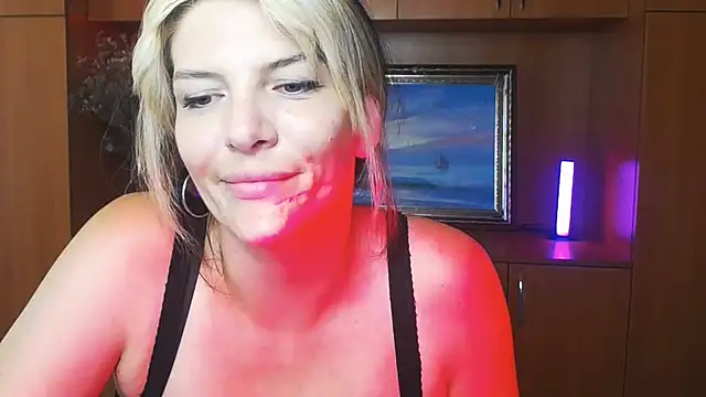 VanessaRey_ Chat XXX in diretta
