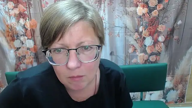 Chat +18 de RadaChudna ao vivo