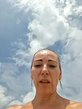 milflovelyxxx 现场XXX聊天