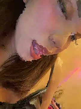 SideChick_Bunny Webcam show