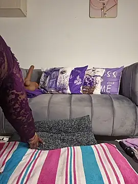 Chat XXX en directo de ThickianaRider