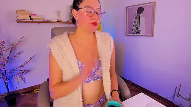 Chatroom XXX en direct de Chanelll_Taylorr_