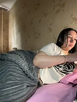 Czat XXX na żywo – Naughtbaby_2025