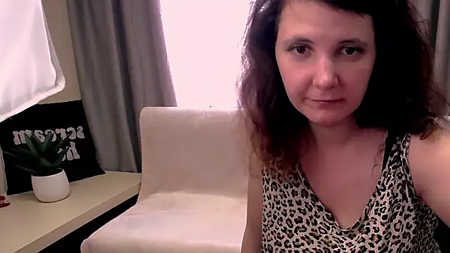 TwoBigSuns' Live XXX Chat