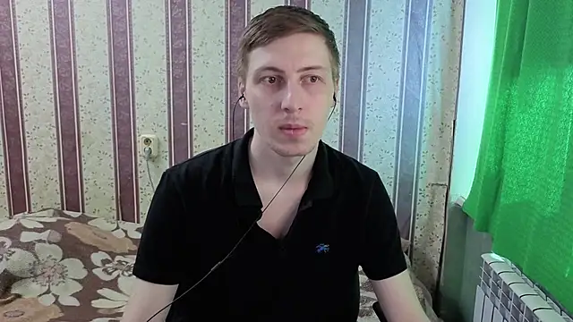 Darien_Brown élő XXX-chatje