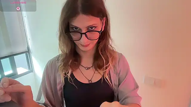 AlicePinkhead 现场XXX聊天
