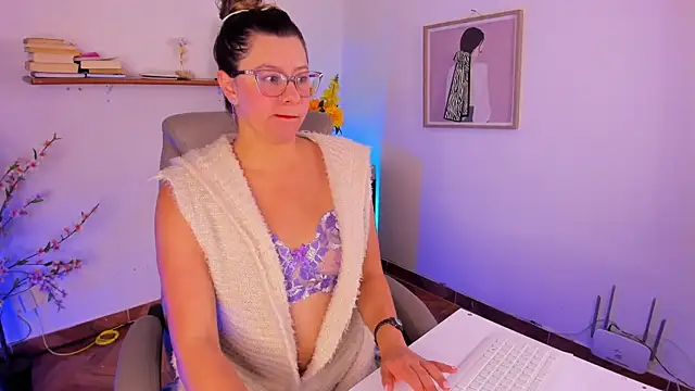 Czat XXX na żywo – Chanelll_Taylorr_