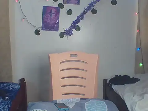 -HotMess Live XXX-Chat