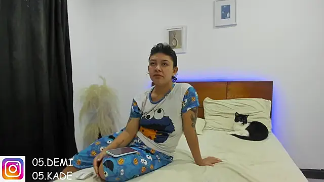 Chat XXX en directo de kade_demi