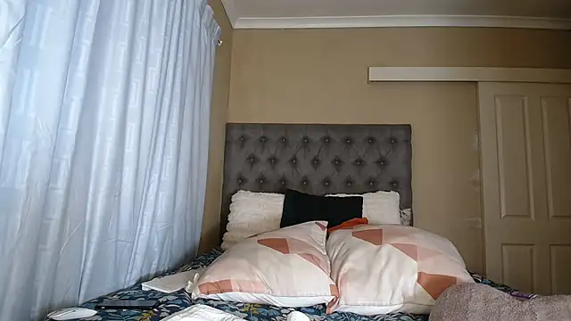 nanababe1 라이브 XXX 채팅