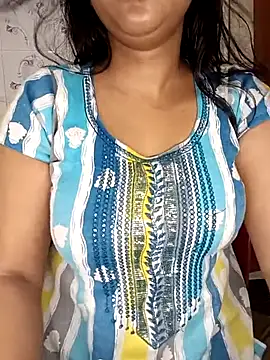 EeshaQueen Chat XXX live