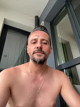 InsaneMattt Adlı Modelin Canlı XXX Sohbeti