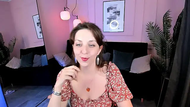 MargaretFatal's Live XXX Chat