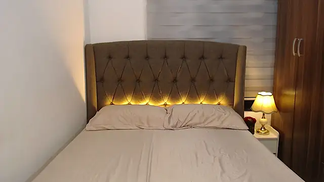 SexFucktoryLily's Live XXX Chat