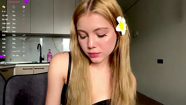 AlberthaBudd Live XXX-Chat